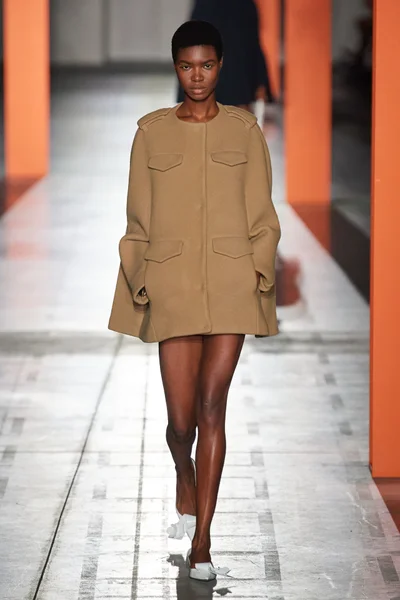 Look 35